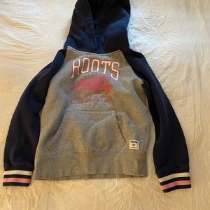 Roots sweatshirt